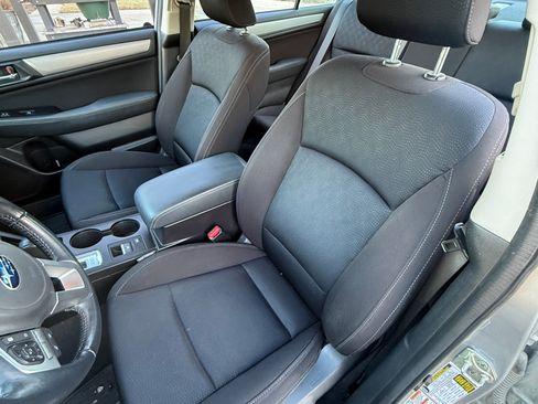 Used 2016 Subaru Legacy 2.5i Premium w/ Popular Package #1 image 9