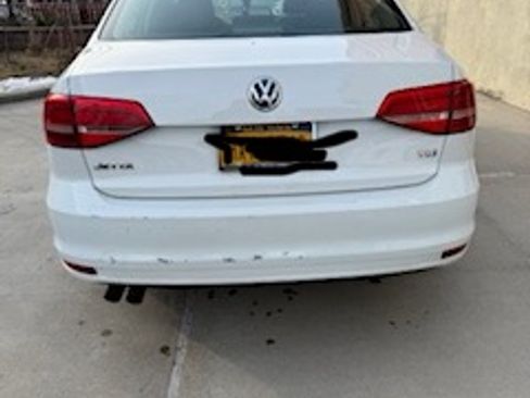 Used 2015 Volkswagen Jetta TDI S image 4