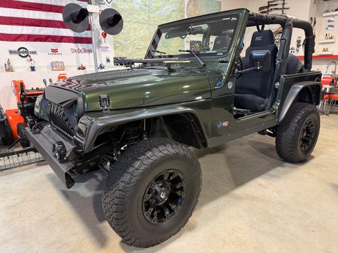 Used 2005 Jeep Wrangler X w/ Willys Edition Group image 1