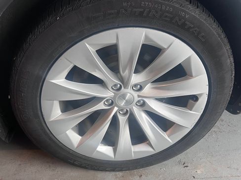 Used 2021 Tesla Model X Long Range image 5