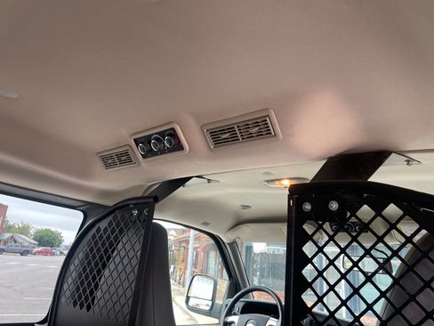 Used 2014 Chevrolet Express 1500 LT w/ LT Preferred Equipment Group RWD image 12