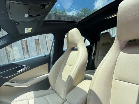 Used 2016 Mercedes-Benz CLA 250 image 18