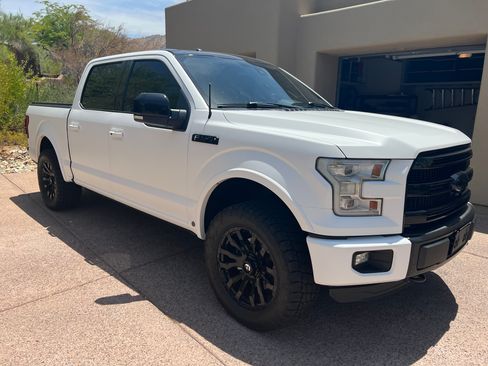 Used 2015 Ford F150 Platinum w/ Technology Package image 17