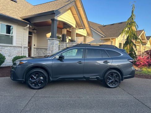 Used 2021 Subaru Outback Onyx Edition XT AWD/4WD image 4