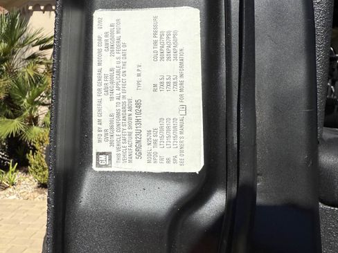 Used 2003 HUMMER H2 Luxury w/ Preferred Equipment Group image 15