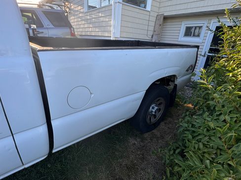 Used 2007 GMC Sierra 1500 W/T image 8