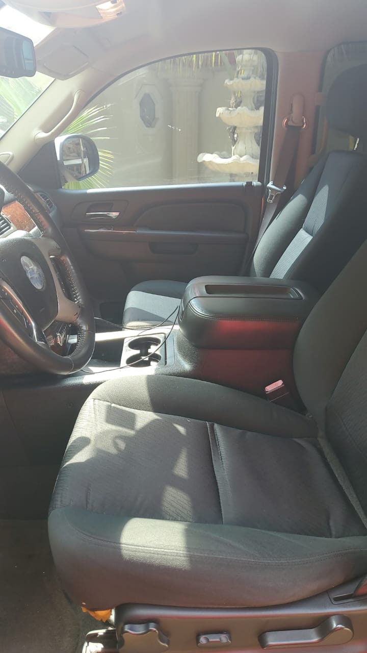 Used 2011 Chevrolet Tahoe LS w/ Convenience Package RWD image 6