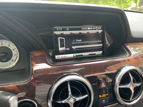 Used 2013 Mercedes-Benz GLK 350 4MATIC image 13