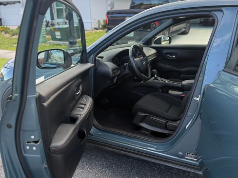 Used 2024 Honda HR-V Sport image 15