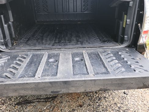 Used 2009 Chevrolet Avalanche LTZ image 6