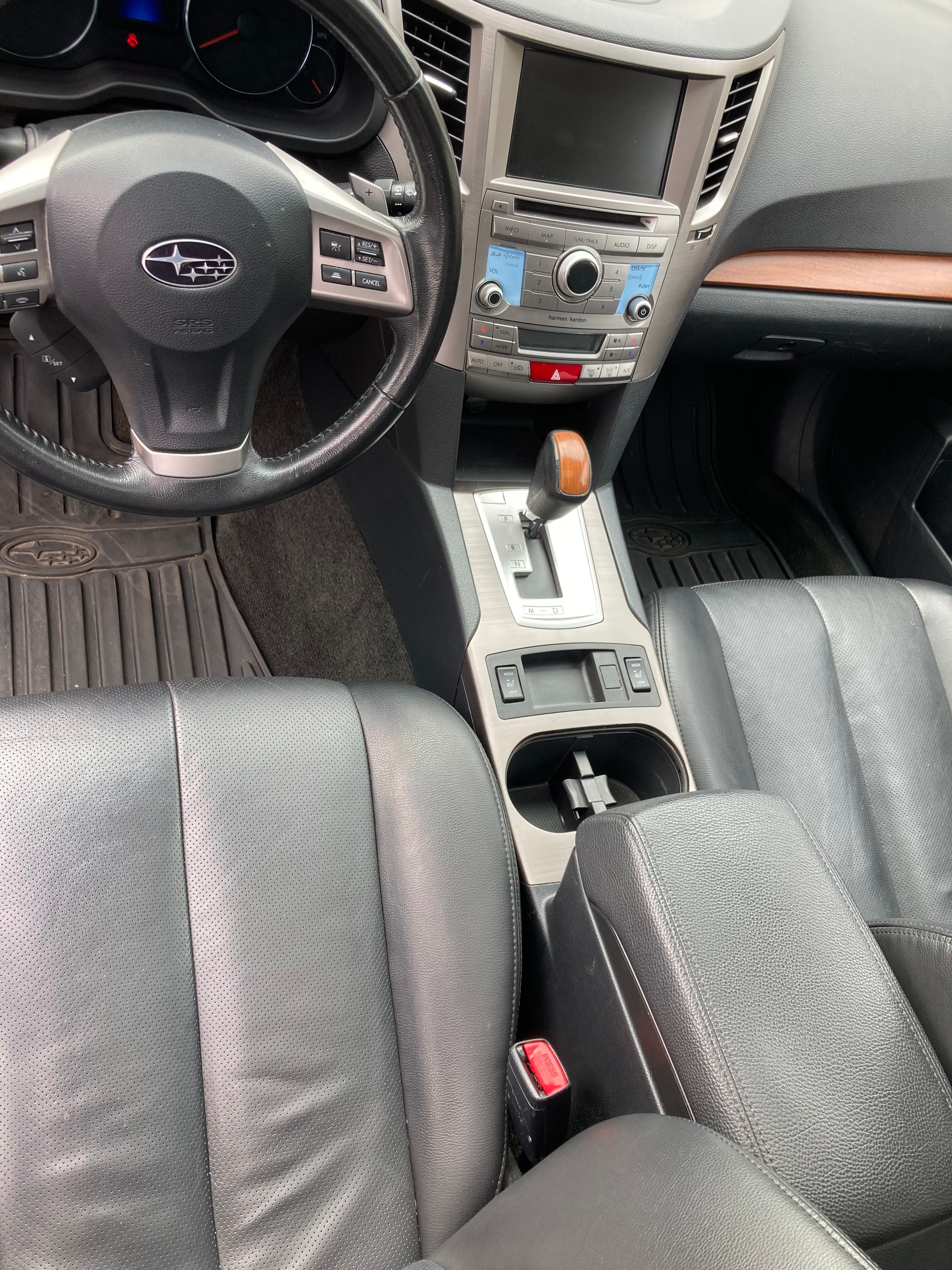 Used 2013 Subaru Outback 2.5i Limited AWD/4WD image 12