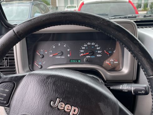 Used 2005 Jeep Wrangler Unlimited image 6