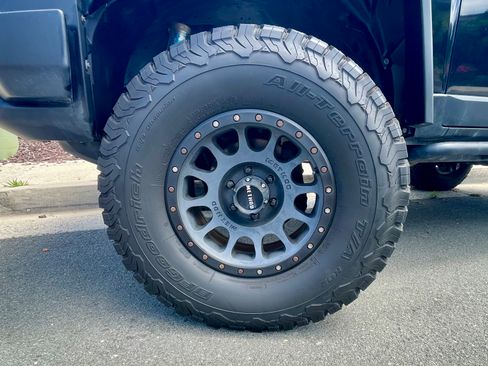 Used 2010 Toyota FJ Cruiser 4WD image 25