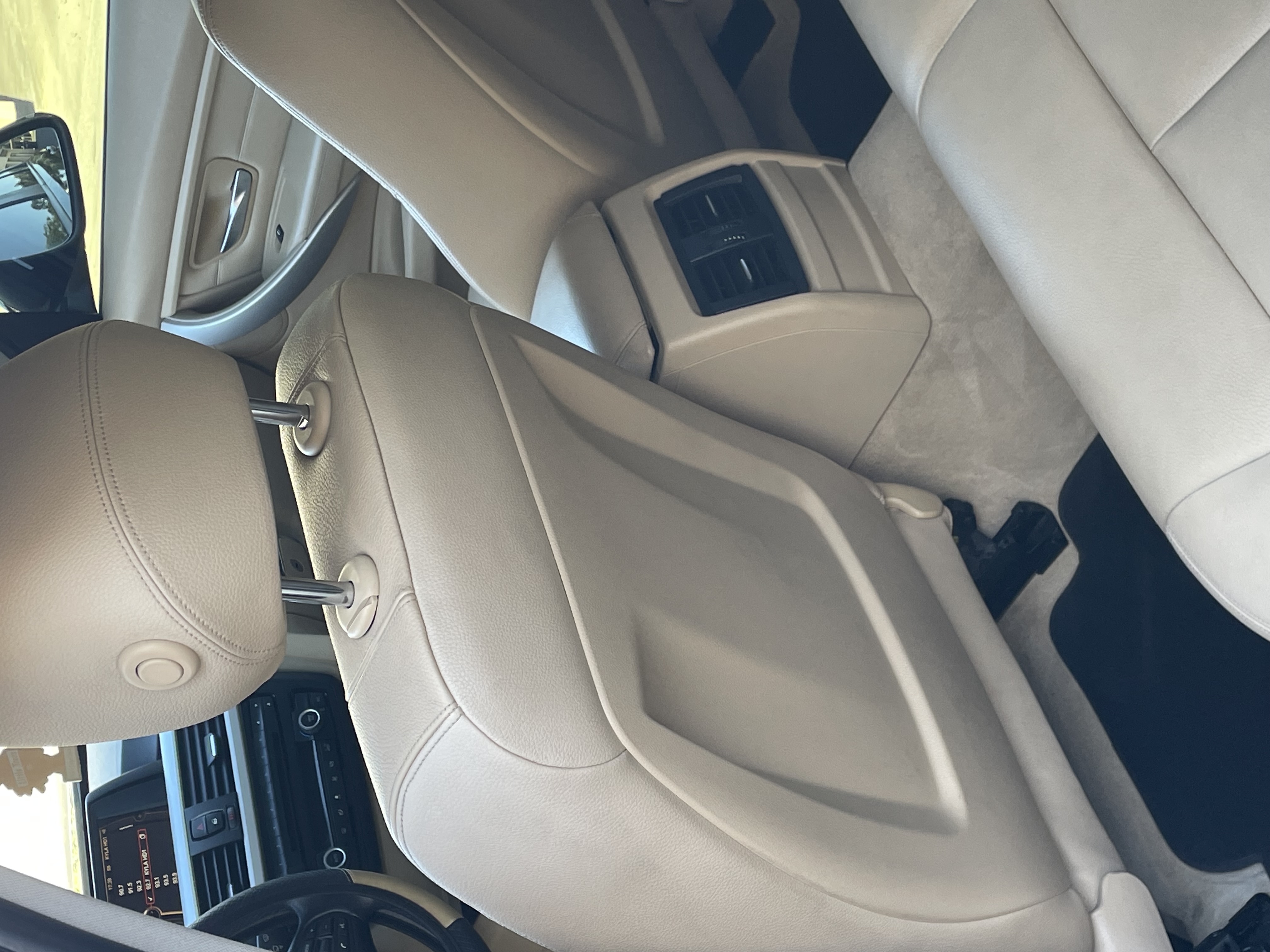 Used 2014 BMW 320i Sedan w/ Driver Assistance Package RWD image 15