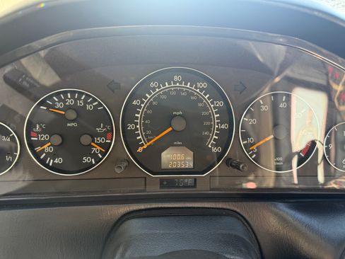 Used 2000 Mercedes-Benz SL 500 image 18