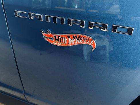 Used 2013 Chevrolet Camaro SS w/ Hot Wheels Special Edition image 15