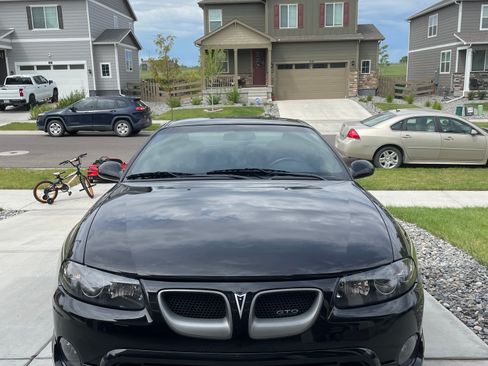 Used 2005 Pontiac GTO image 2