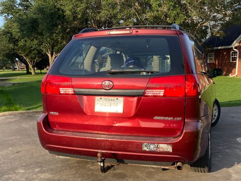 Used 2004 Toyota Sienna CE FWD image 8