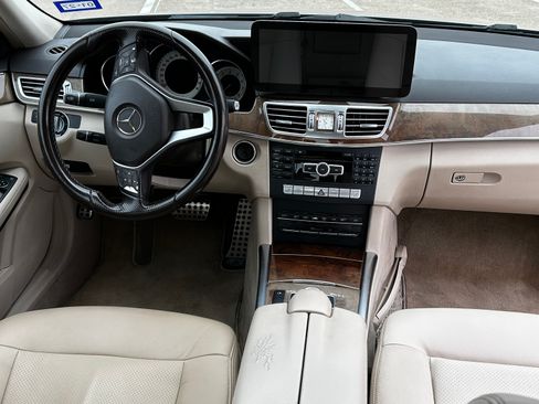 Used 2014 Mercedes-Benz E 350 Sedan image 16