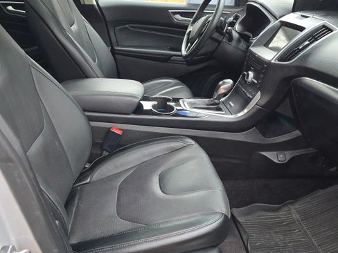 Used 2017 Ford Edge Titanium w/ Equipment Group 302A image 16