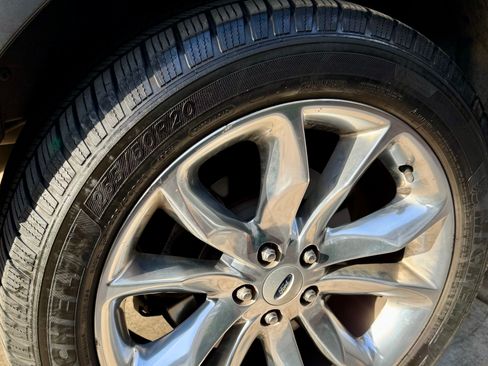 Used 2013 Ford Explorer Limited image 8