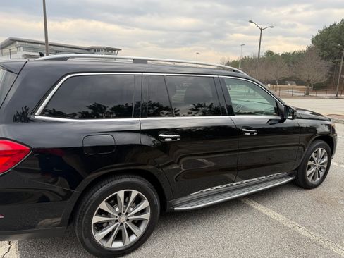 Used 2015 Mercedes-Benz GL 450 4MATIC w/ Appearance Package image 1