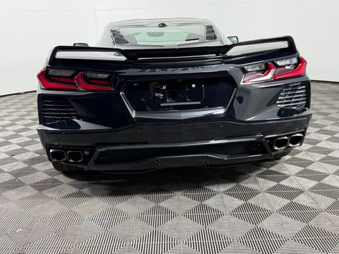 Used 2023 Chevrolet Corvette Stingray Premium Cpe w/ Z51 Performance Package RWD image 9