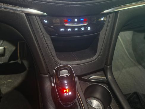 Used 2020 Cadillac XT5 Sportv AWD/4WD image 11