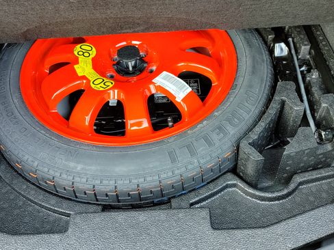 Used 2019 Jaguar XF Premium image 15