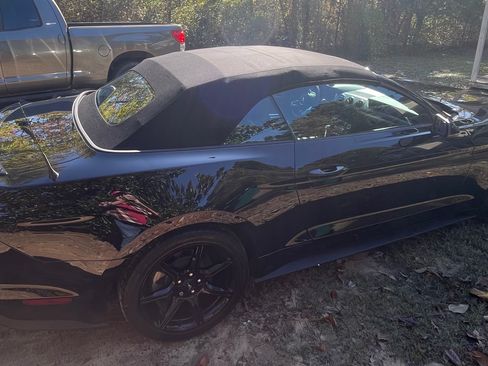 Used 2020 Ford Mustang Premium w/ Equipment Group 201A image 15