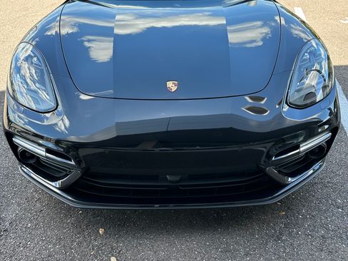 Used 2018 Porsche Panamera Turbo image 8