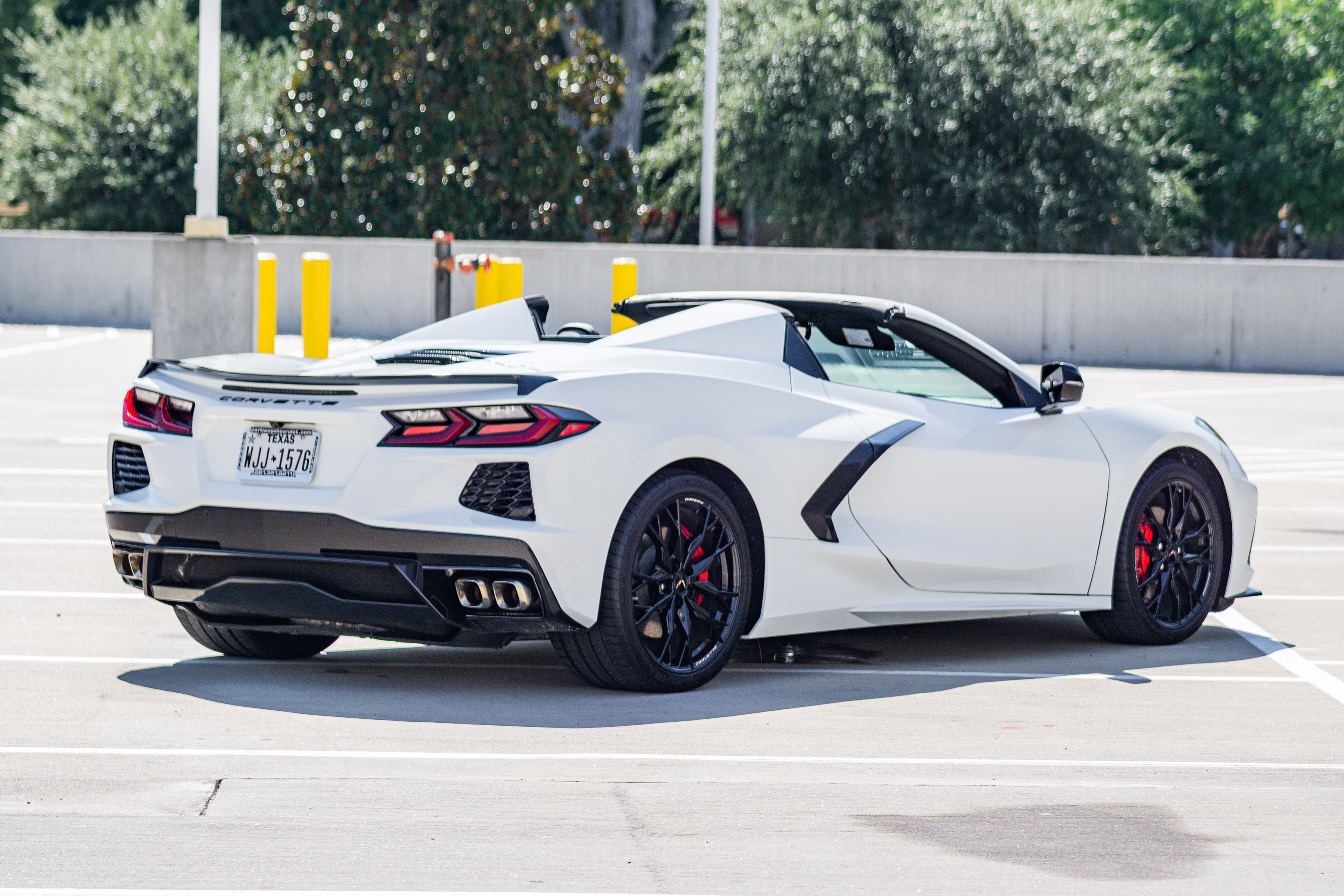 Used 2025 Chevrolet Corvette Stingray Preferred Conv w/ Stealth Interior Trim Package RWD image 5
