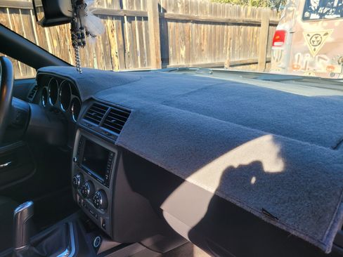 Used 2013 Dodge Challenger SRT8 w/ Harman Kardon Audio Group image 11