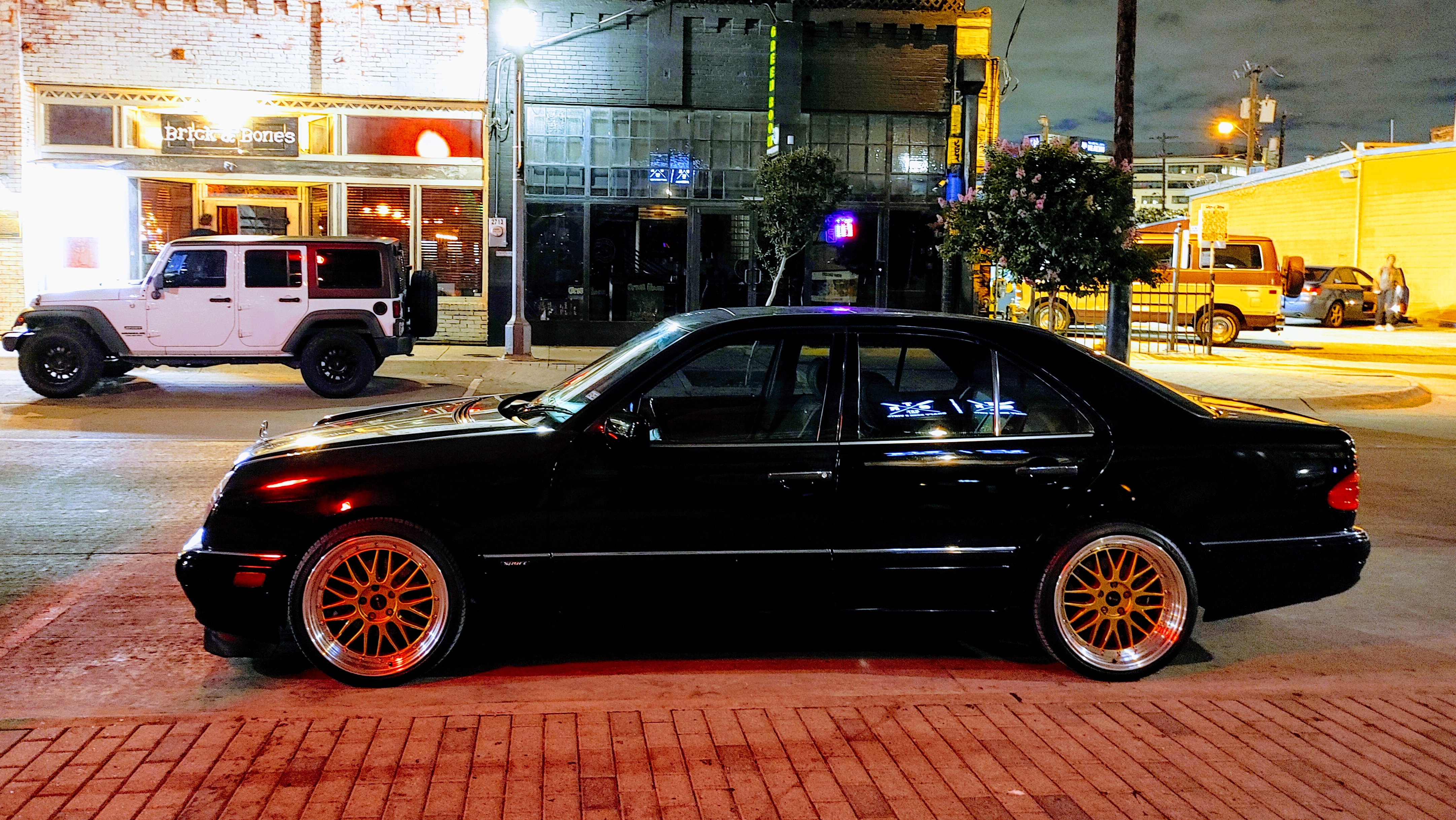 Used 1999 Mercedes-Benz E 430 Sedan image 2