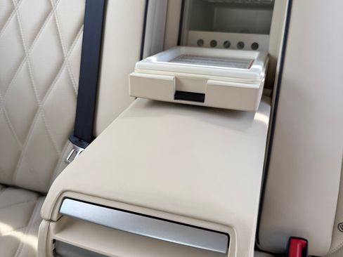 Used 2013 Bentley Flying Spur Flying Spur image 12