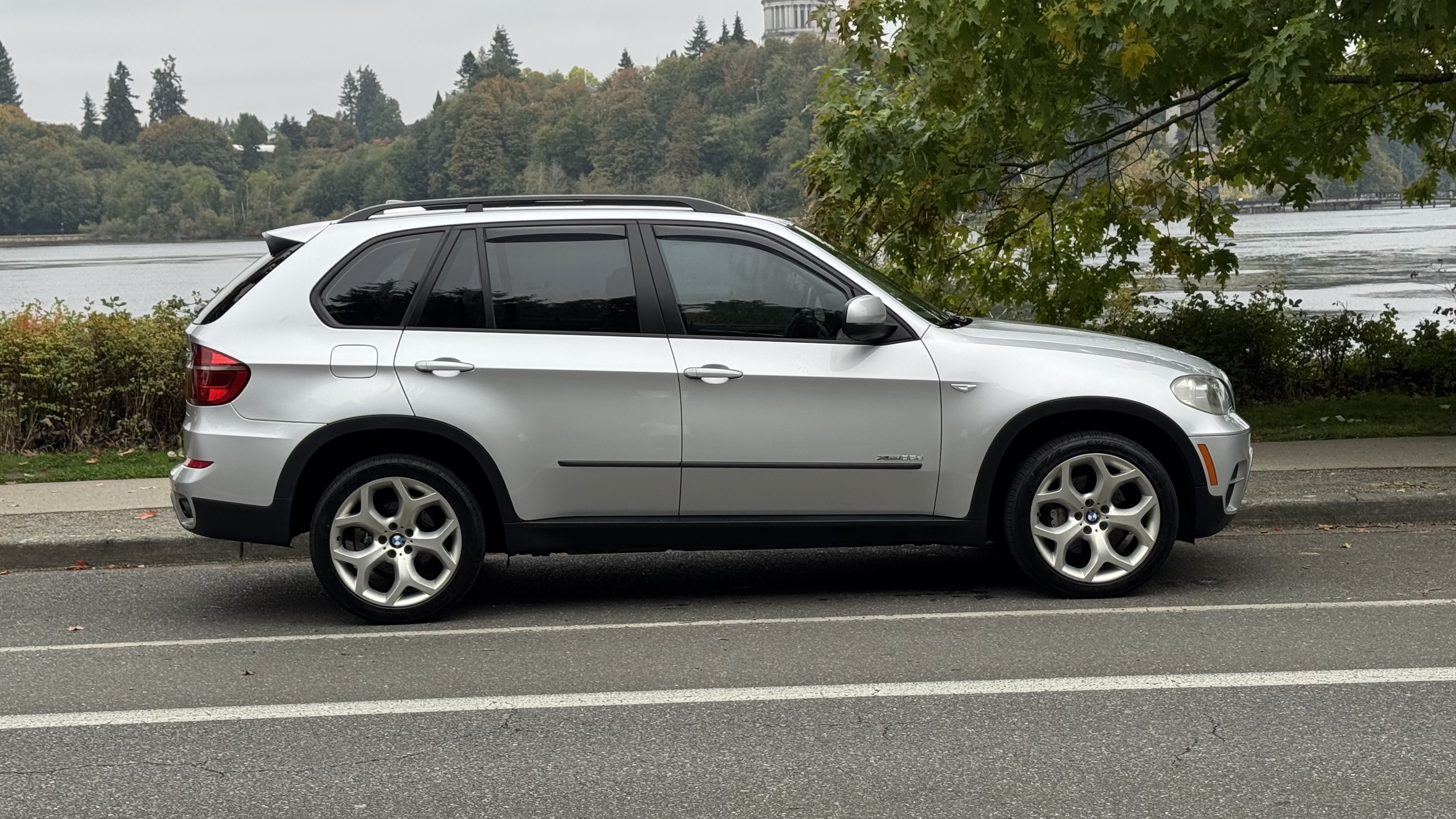 Used 2011 BMW X5 xDrive35d AWD/4WD image 13