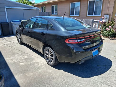 Used 2015 Dodge Dart SXT FWD image 2