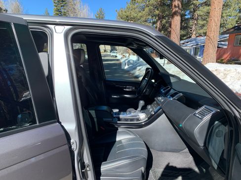 Used 2013 Land Rover Range Rover Sport HSE LUX image 6