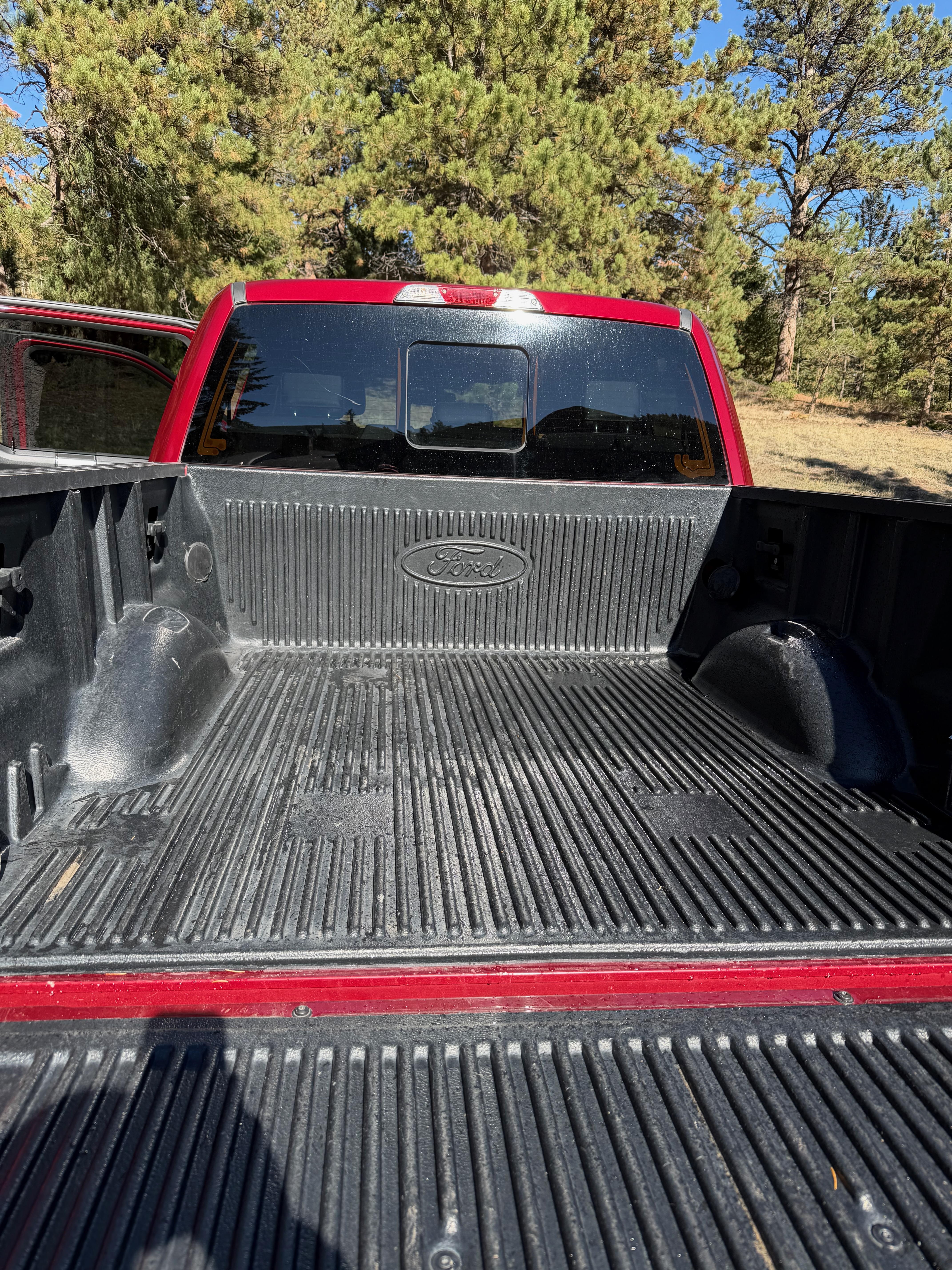 Used 2015 Ford F150 Lariat AWD/4WD image 9