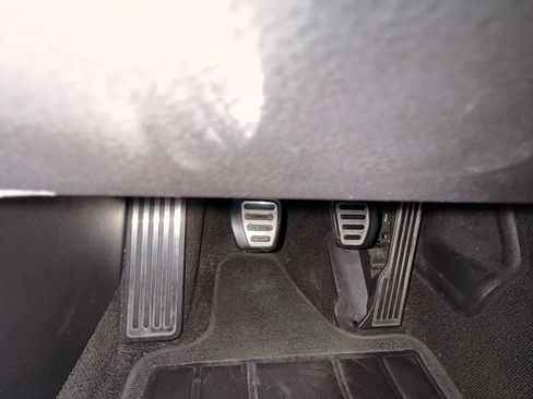 Used 2017 Chevrolet Corvette Stingray Coupe w/ 2LT Preferred Equipment Group image 12