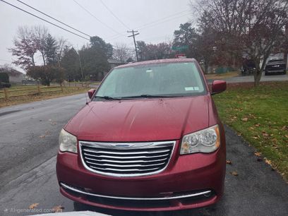 Used 2011 Chrysler Town & Country Touring w/ Security Group