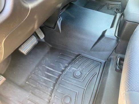 Used 2015 Chevrolet Silverado 2500 LT image 13