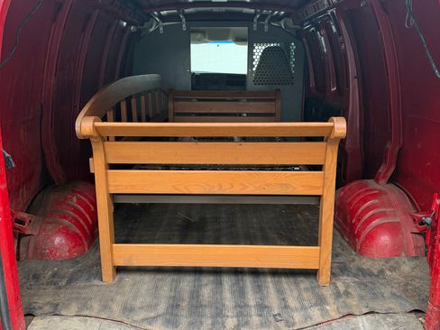 Used 2005 Chevrolet Express 3500 RWD image 8