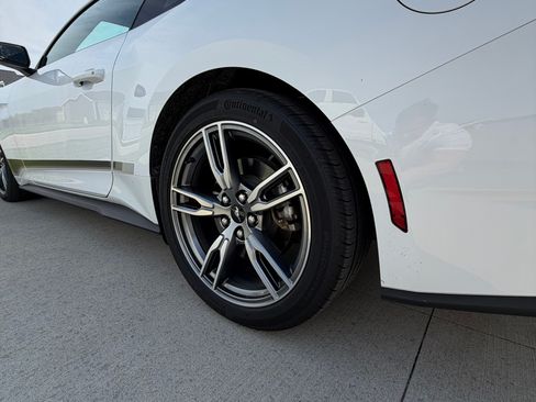 Used 2024 Ford Mustang Coupe RWD image 8