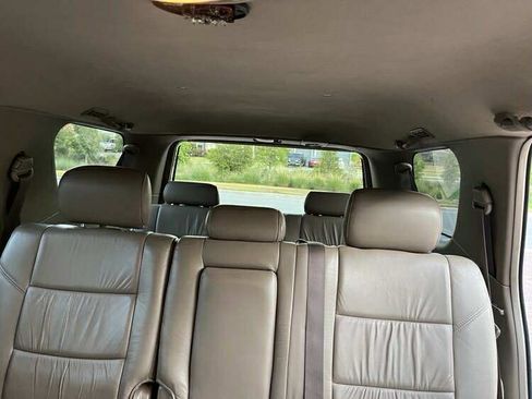 Used 2002 Toyota Sequoia SR5 image 5