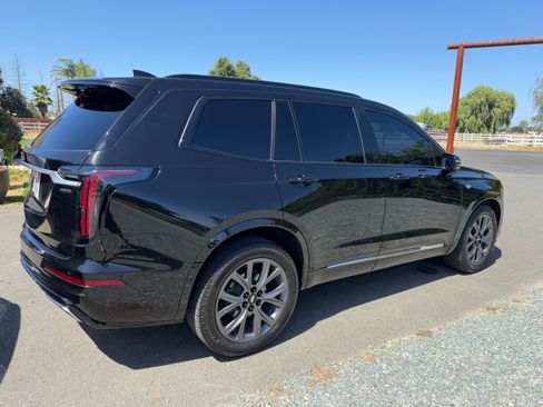 Used 2020 Cadillac XT6 Sport AWD/4WD image 17