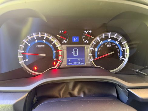 Used 2017 Toyota 4Runner TRD Pro AWD/4WD image 17