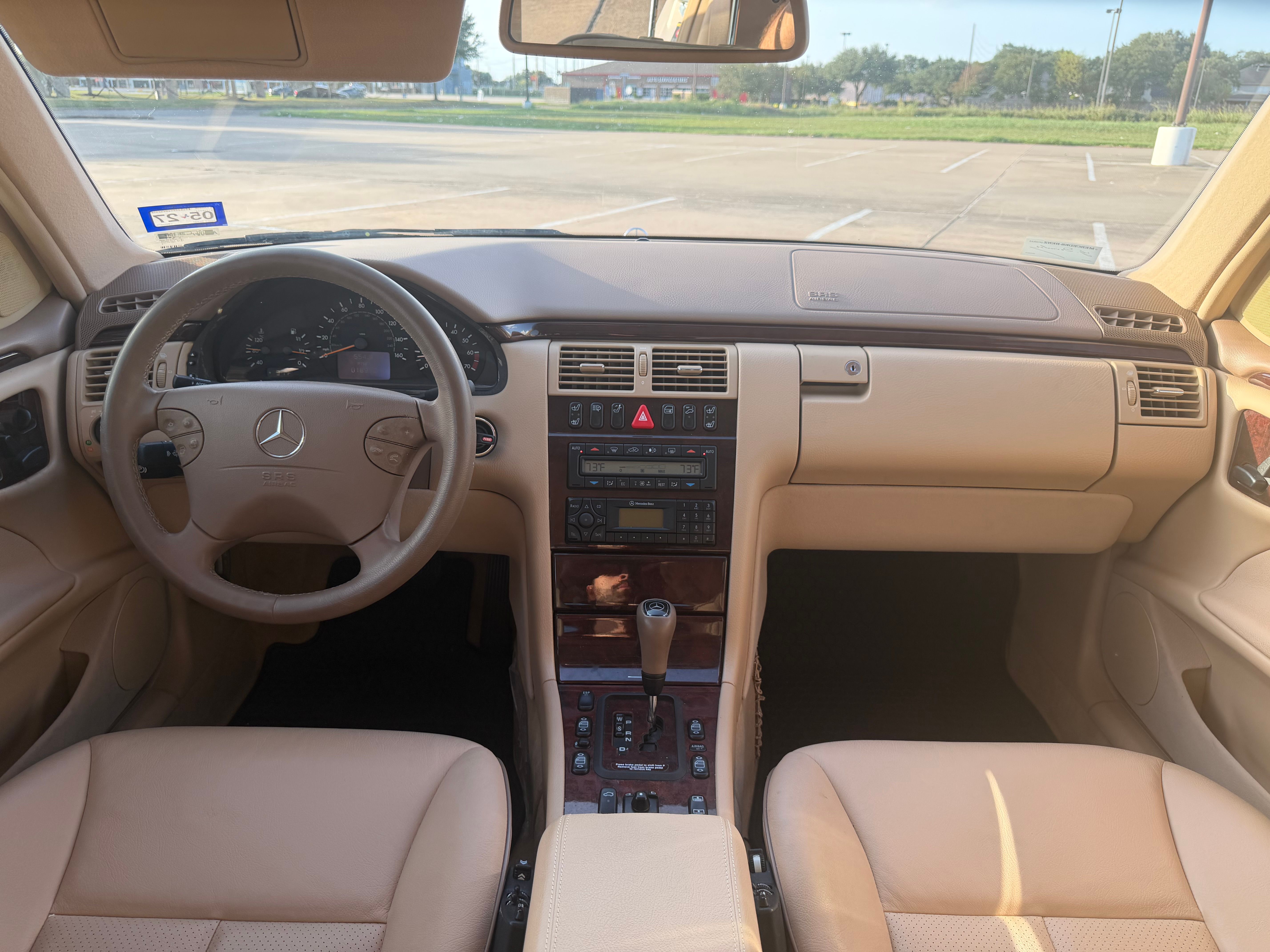 Used 2000 Mercedes-Benz E 320 Sedan image 11
