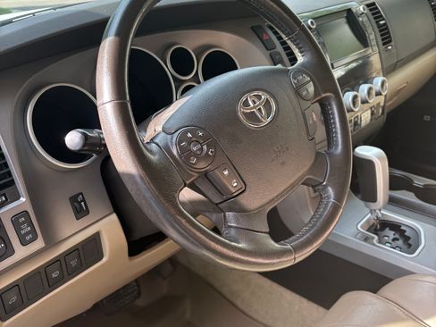 Used 2010 Toyota Sequoia Limited image 5