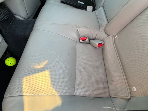 Used 2007 Lexus IS 250 w/ Premium Pkg RWD image 23